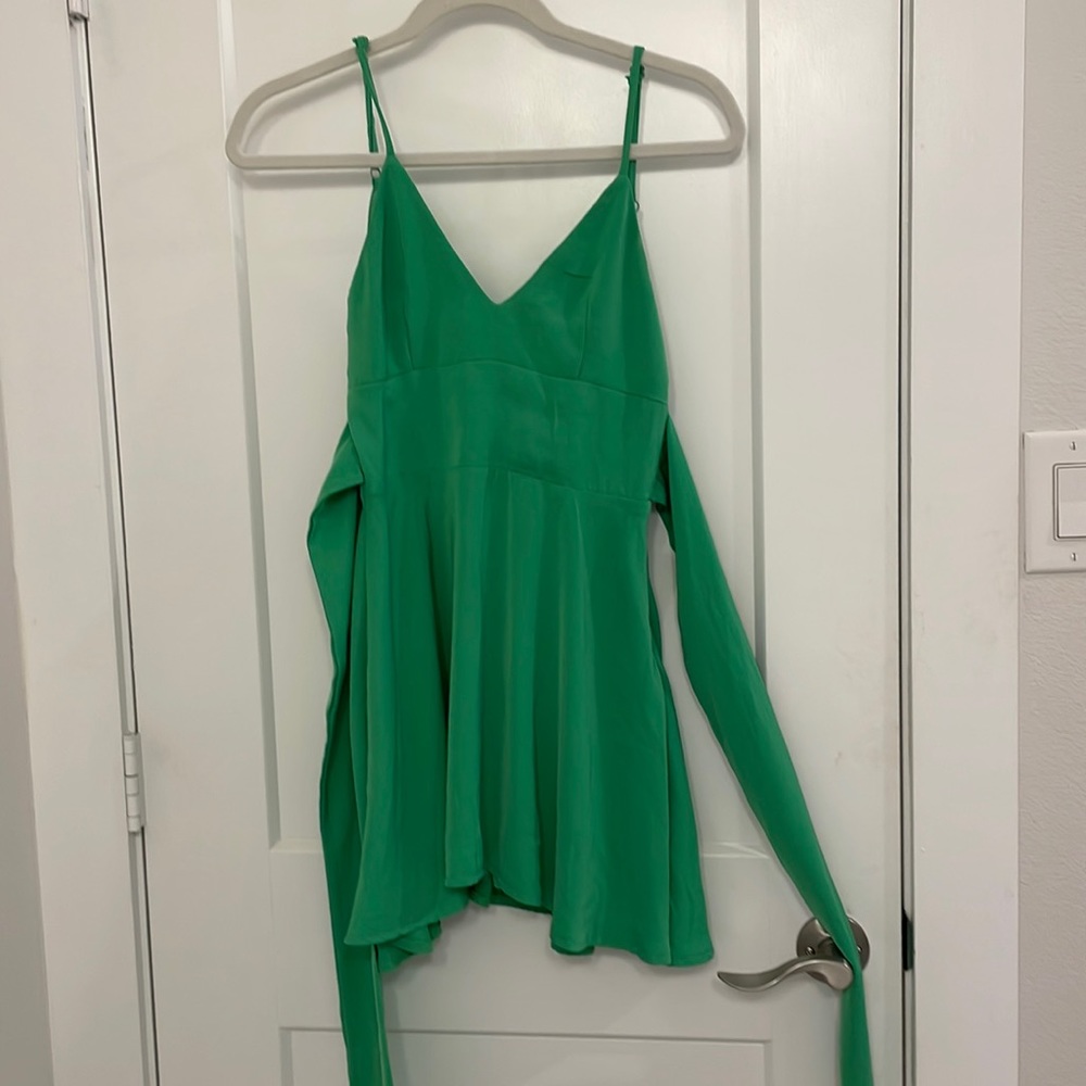 Superdown Revolve Green Tie Dress